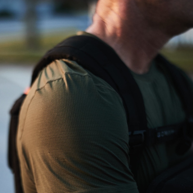 Goruck Indestructible Performance Tops Men Green | DE-ZPG098635